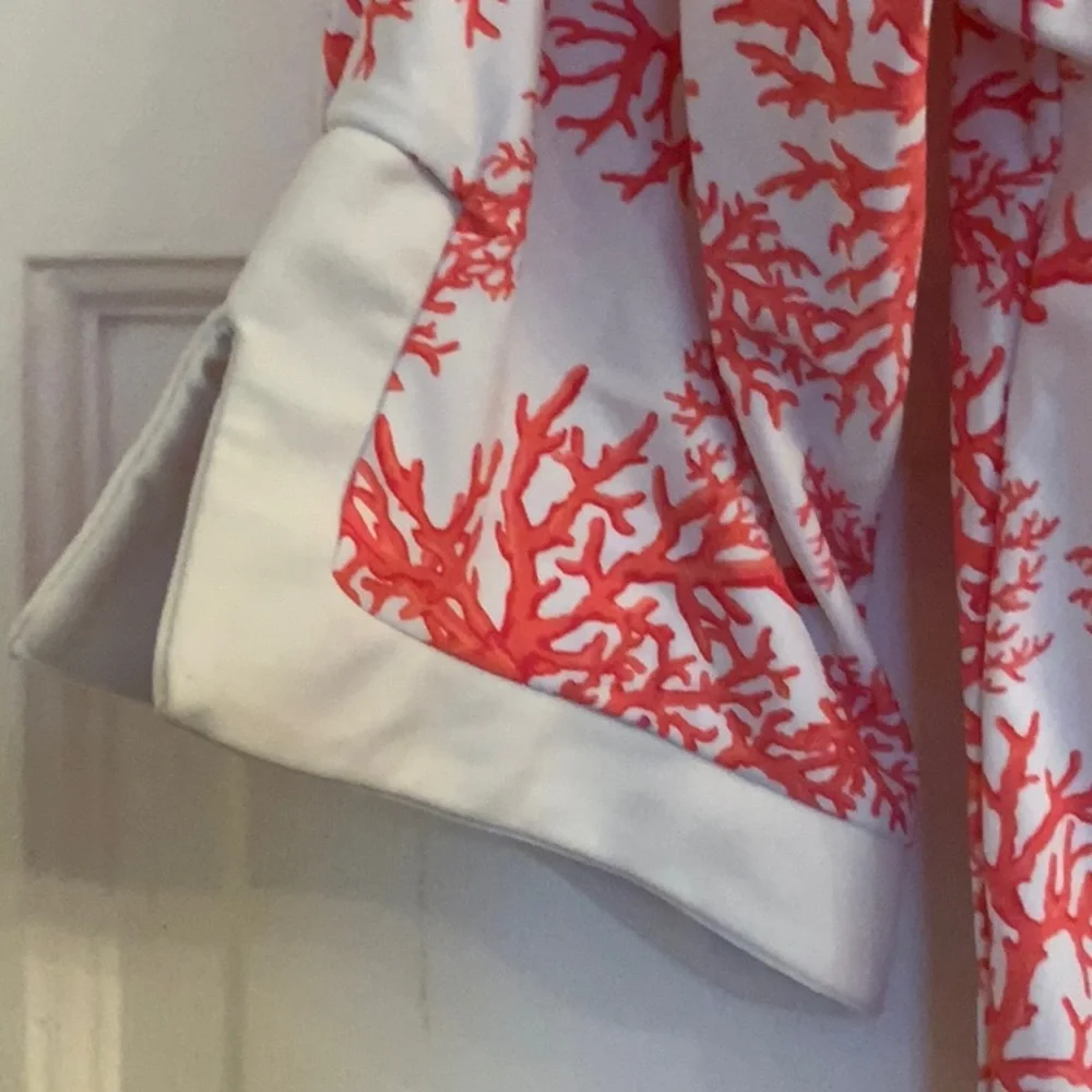Cabana Life Girls White and Coral Reef Print Swim Coverup in size 12